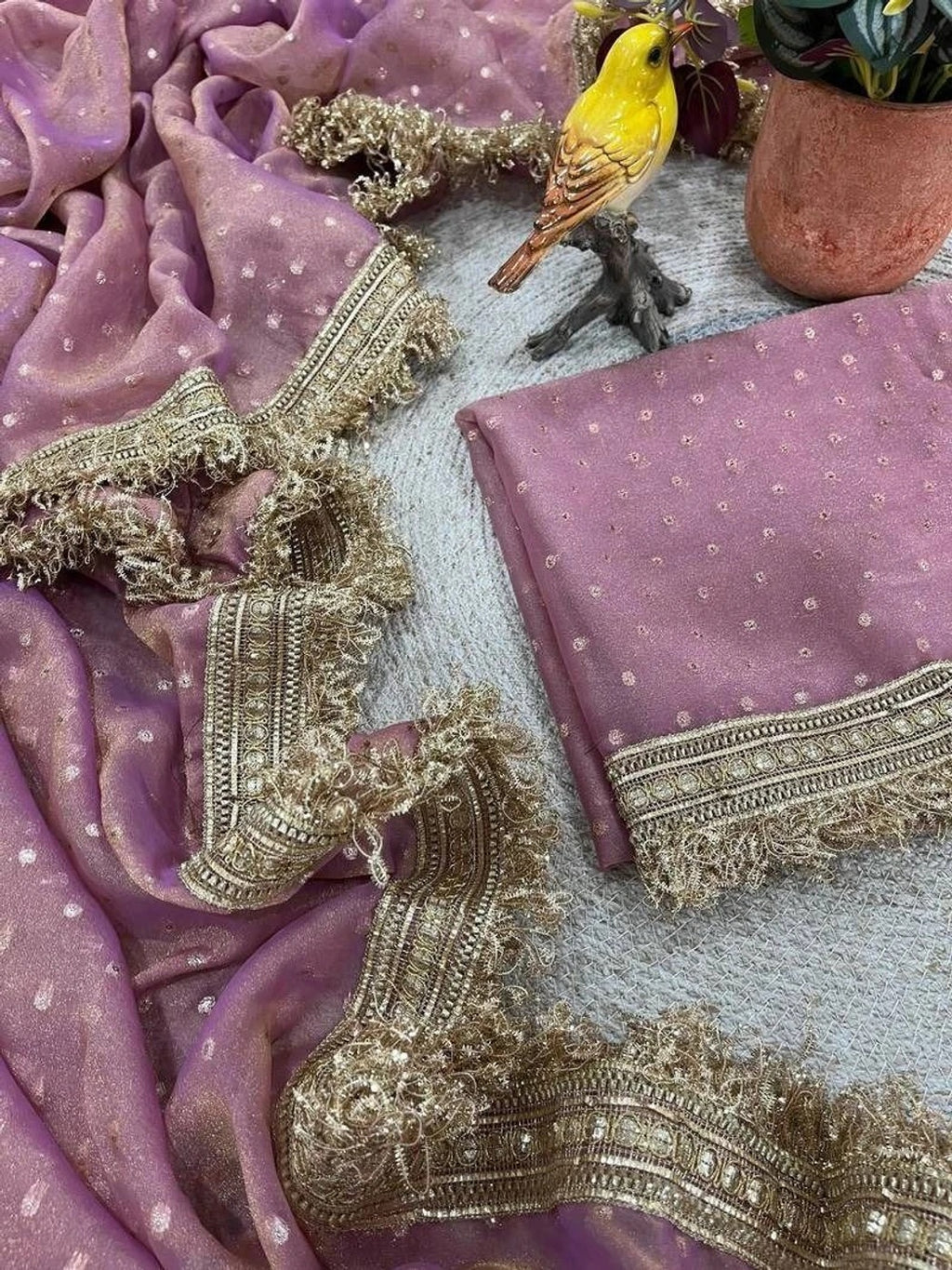 NAINARA Women's Designer Onion Pink Jimmy Choo Saree with Unstitched Blouse | Party Wear, Wedding & Festive Saree